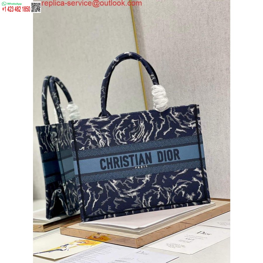 نسخة طبق الأصل من Dior M1296 حقيبة كتب متوسطة الحجم مطرزة بالورود الزرقاء