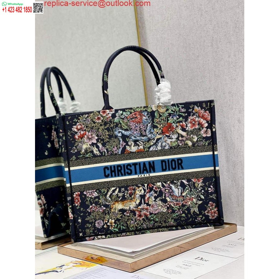 نسخة طبق الأصل من Dior M1286 حقيبة كبيرة للكتاب مطرزة بكوكبة D بظلال من اللون الأزرق