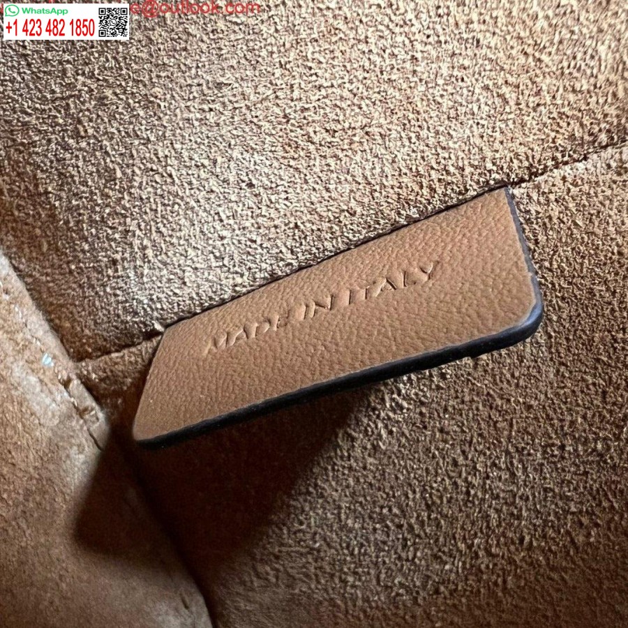 Replika Celine 199263 Majhna škatlica Cuir Triomphe V Gladki Telečji Koži