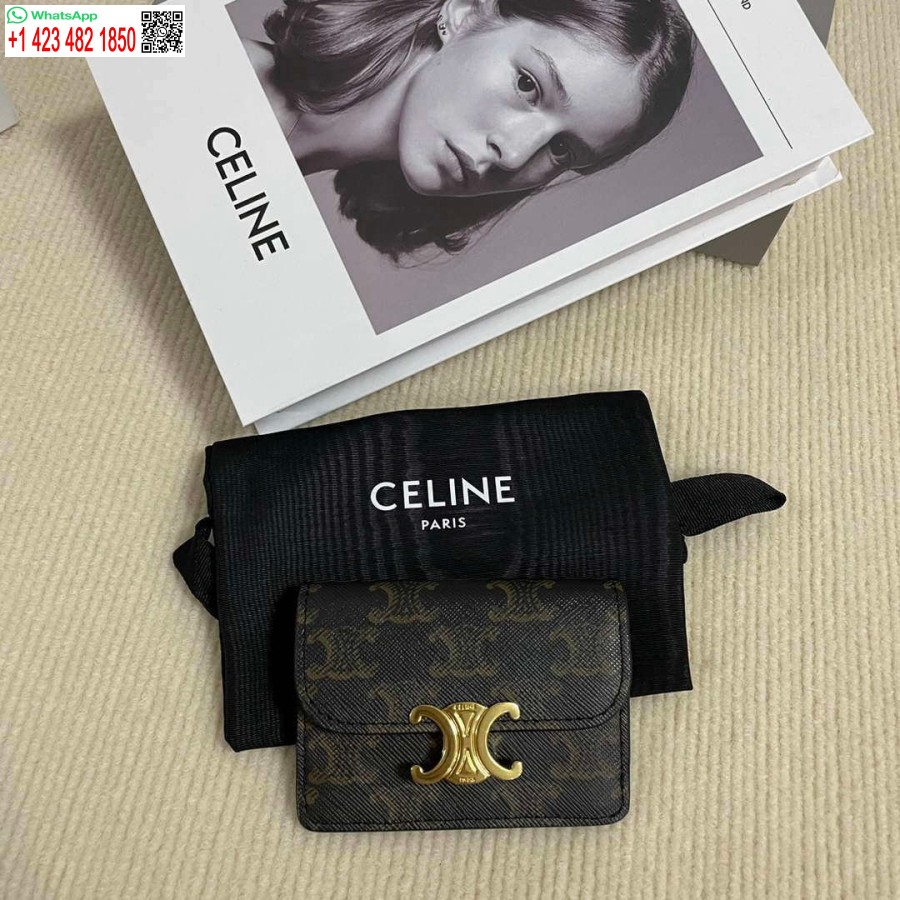 Portacarte Replica Celine 10i583 Con Patta Triomphe In Tela Triomphe Marrone Chiaro