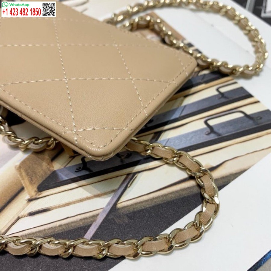 Replica Chanel Top Quality AAA+ 19 In The Fall Of The New Camellias Work The Cards The Card Pack 86068