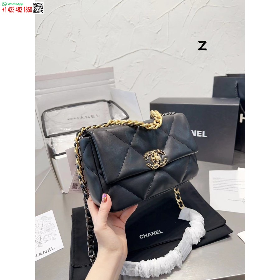 Replica Chanel 19 Borsa A Tracolla A Catena Aaa+ A 2 Vie As1160 In Pelle Di Agnello Nera Top Usato Da Donna