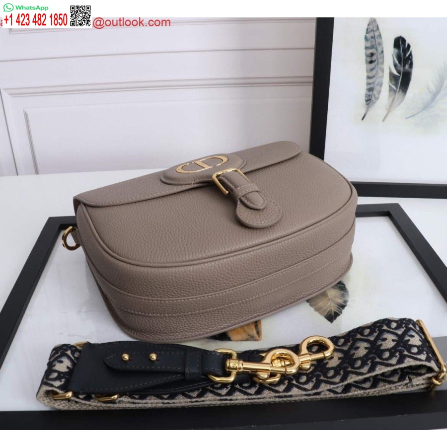 Replica Dior M9320 Grande Borsa Dior Bobby Calda Pelle Di Vitello Taupe Con Cinturino Ricamato Obliquo Blu