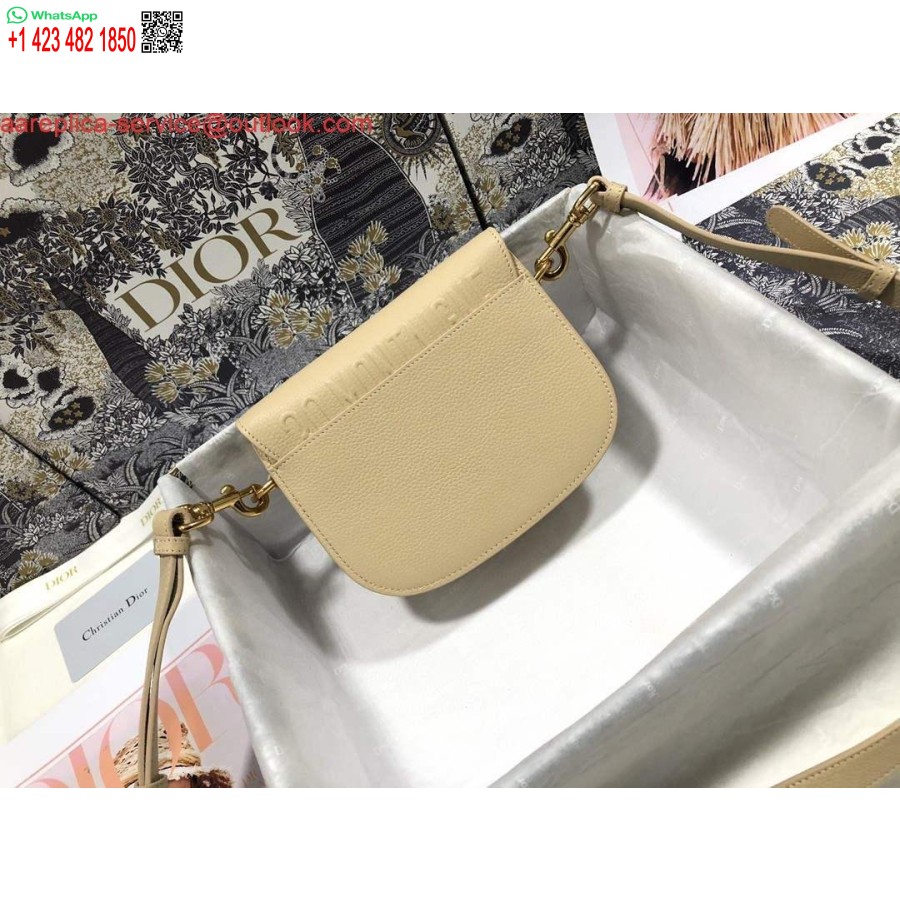Replica Dior M9319 Medium Dior Bobby Bag Aprikoosikast Vasikanahk