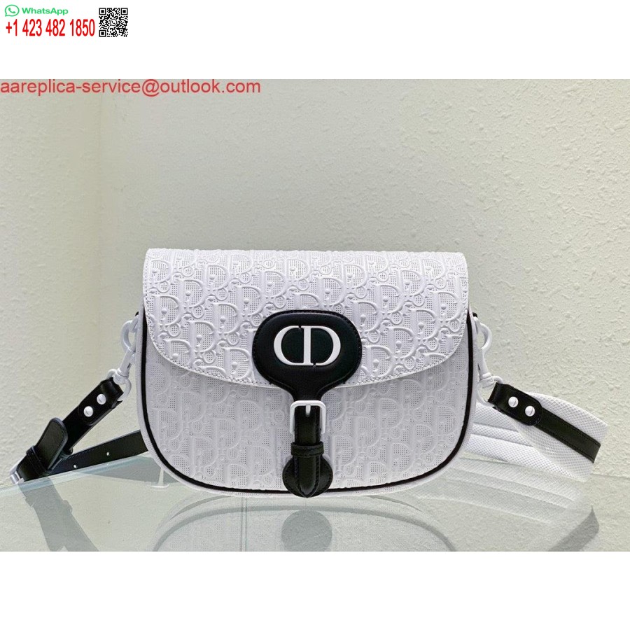 Replika Tas Bobby Dior Medium Perforated M9319 Kulit Anak Sapi Warna Putih Motif Dior Oblique