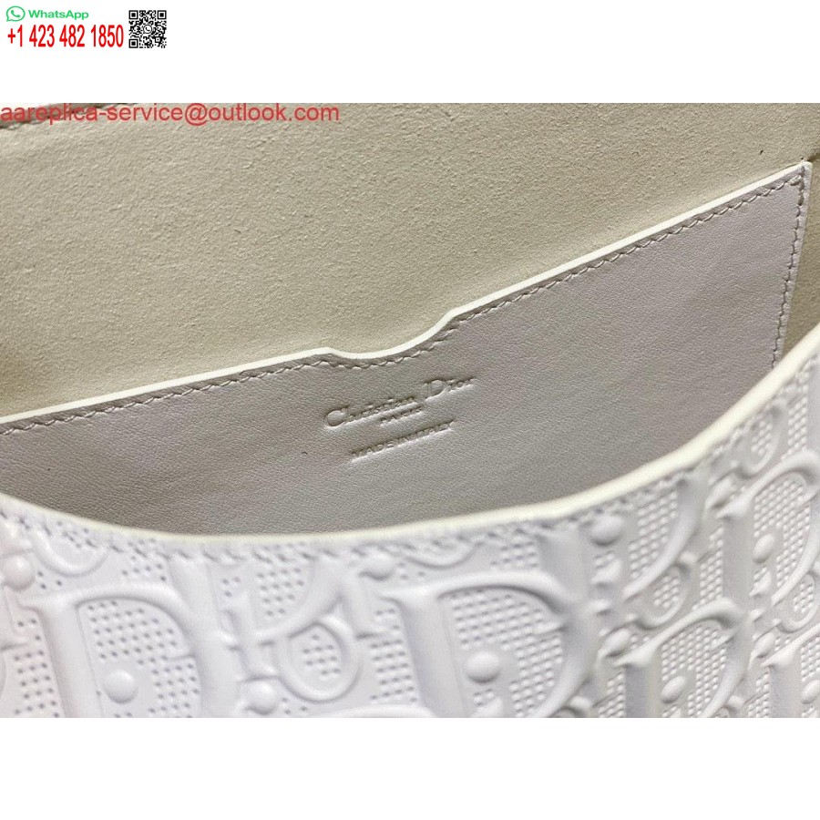 Replika Tas Bobby Dior Medium Perforated M9319 Kulit Anak Sapi Warna Putih Motif Dior Oblique