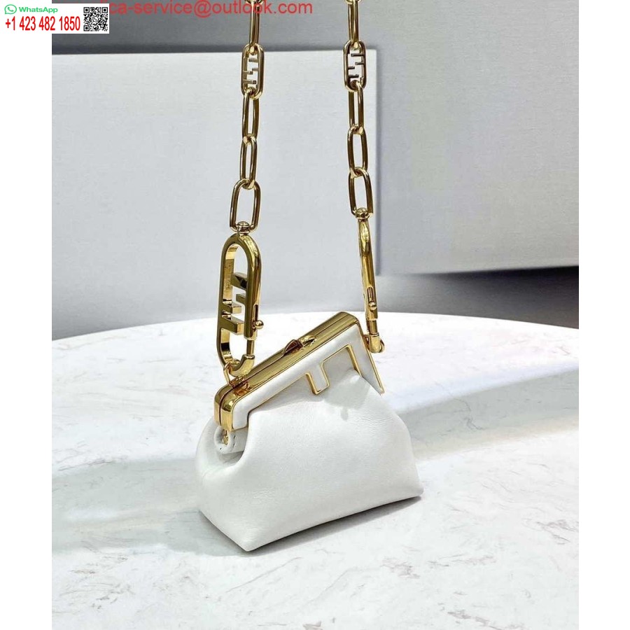 Replica Fendi 7as051 Nano Fendi Första Berlock I Vitt Nappaläder