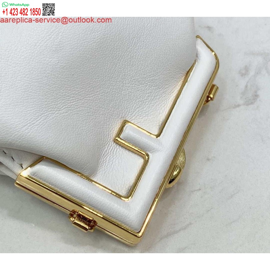 Replica Fendi 7as051 Nano Fendi Första Berlock I Vitt Nappaläder