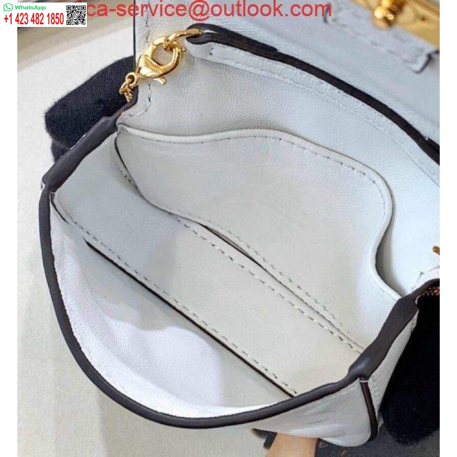 Replica Fendi 7ar844 Nano Baguette Charm Vitt Nappaläder