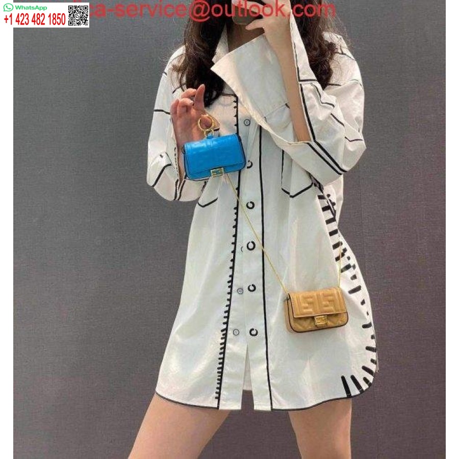 Replica Fendi 7ar844 Nano Baguette Berlock Blått Nappaläder