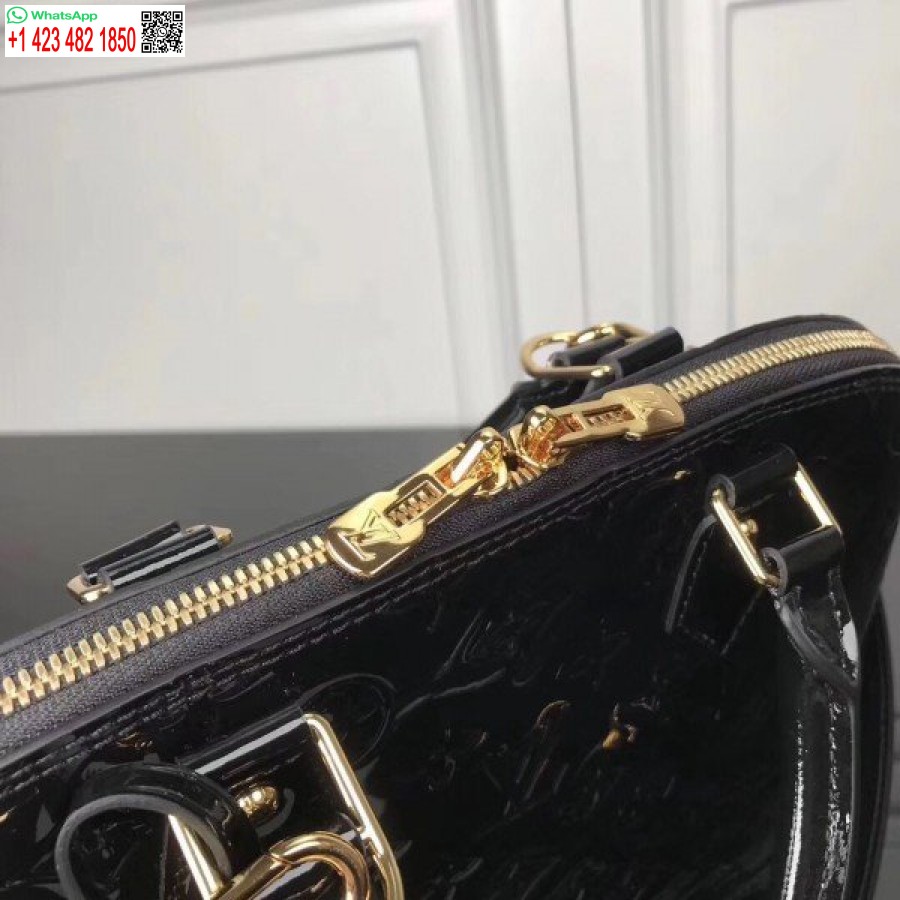 реплика Louis Vuitton Alma Pm чанта монограм Vernis M90185 Blv611
