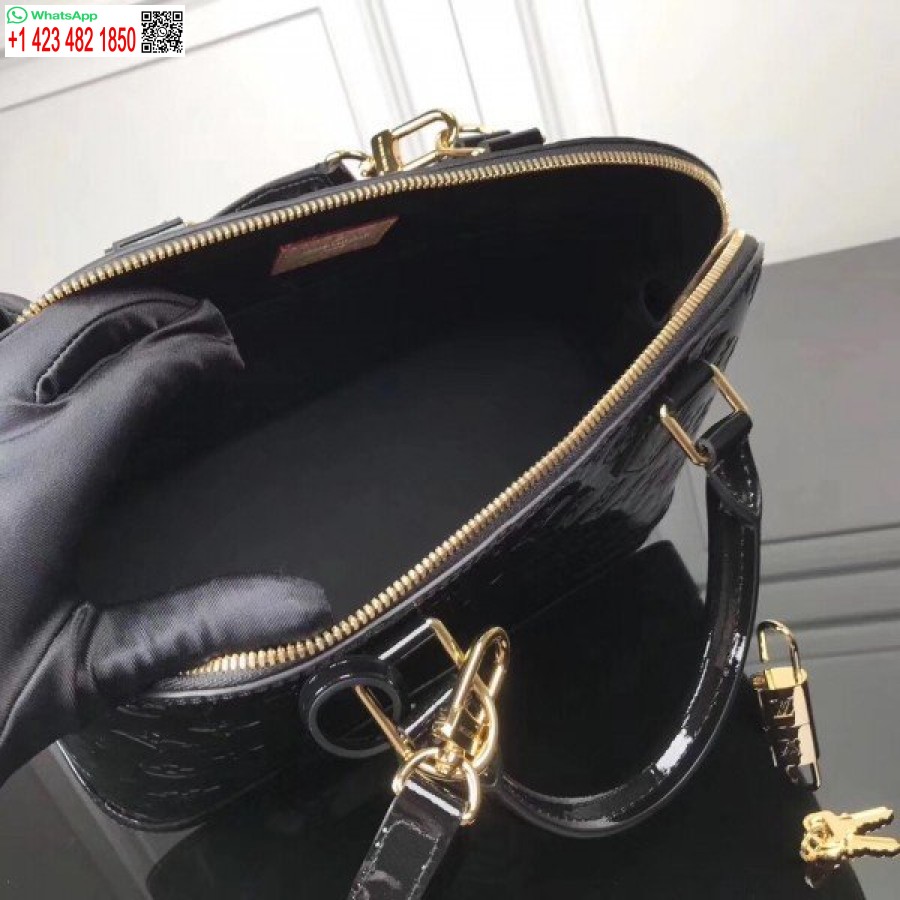 реплика Louis Vuitton Alma Pm чанта монограм Vernis M90185 Blv611