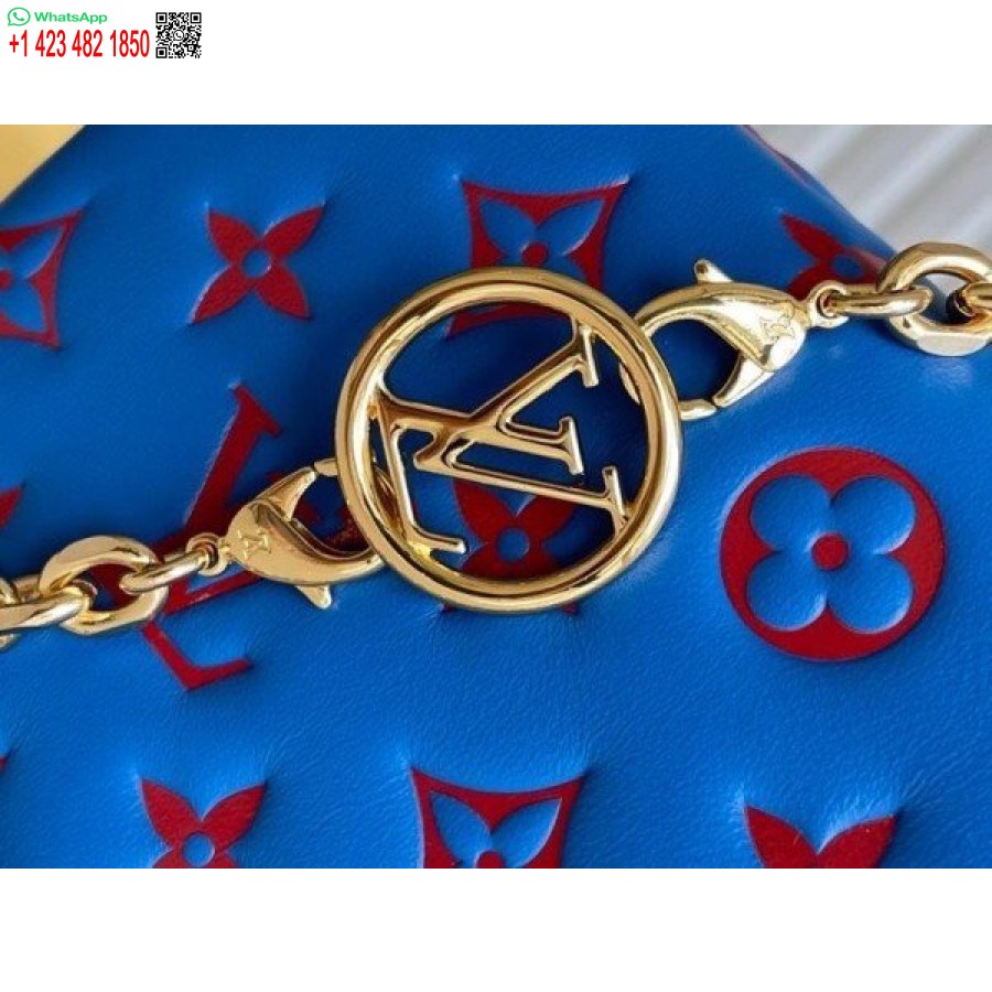 Реплика синей сумки Louis Vuitton Coussin M80743 Blv708