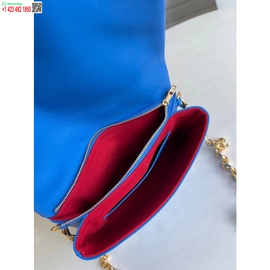 Реплика синей сумки Louis Vuitton Coussin M80743 Blv708