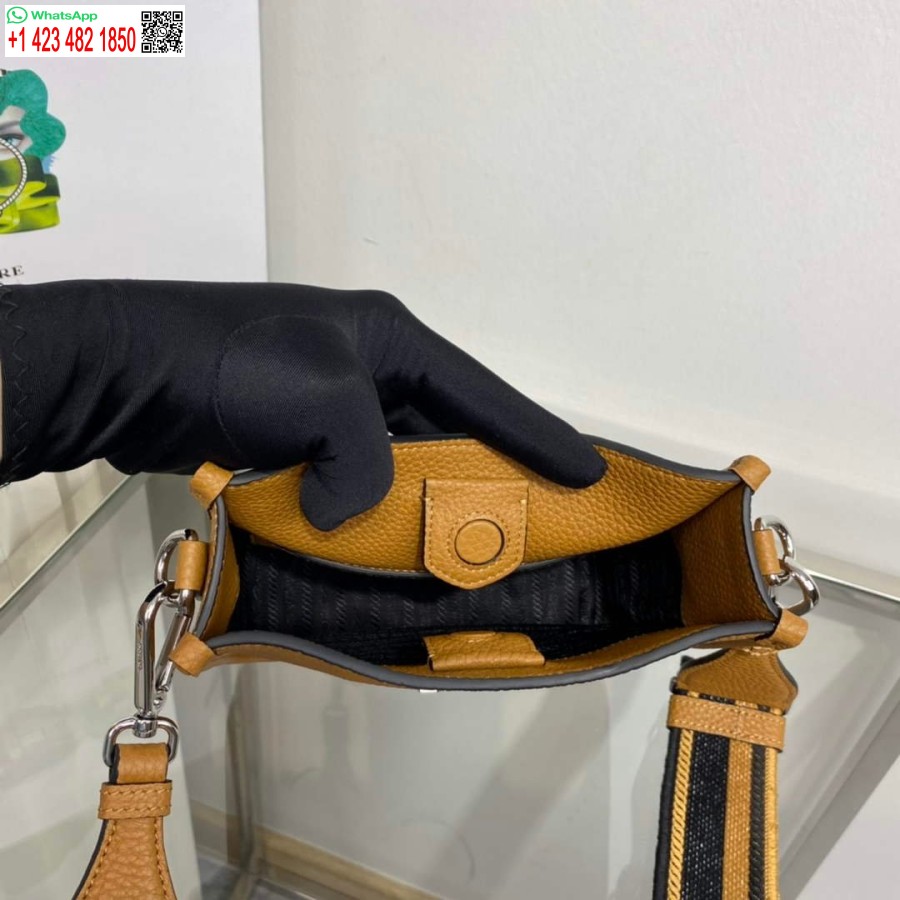 Réplique Prada 1bh191 Mini Sac à Bandoulière En Cuir Tan