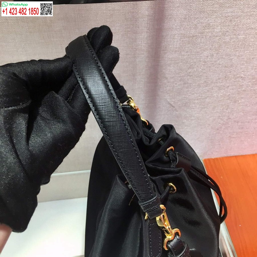 Réplique Prada 1bh097 Seau Jacquard Logo Convertible Moyen Noir