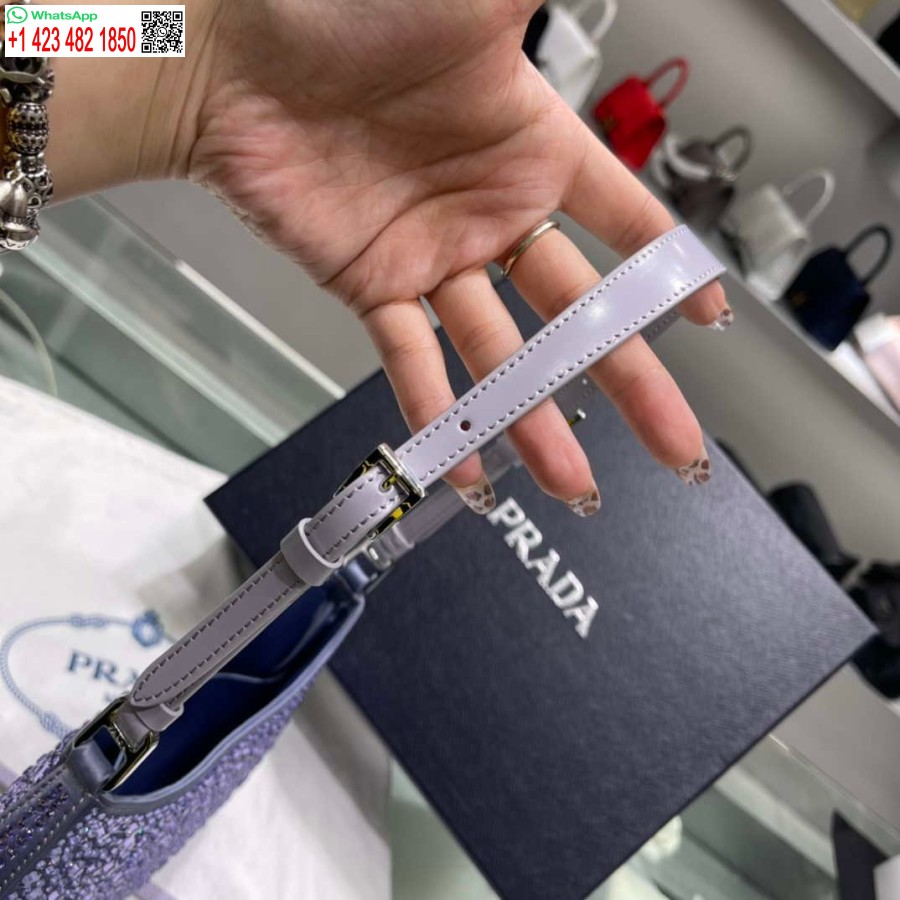 Replica Prada 1bc169 Prada Cleo Satiinilaukku Violetilla Applikaatiolla
