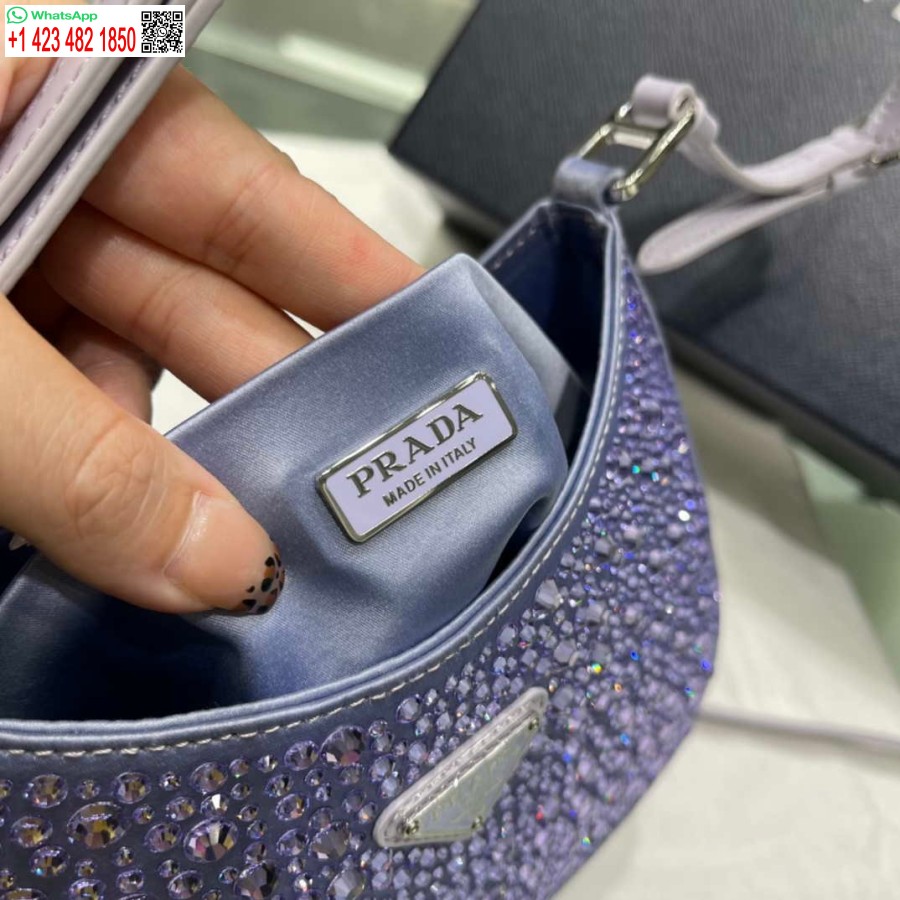 Replica Prada 1bc169 Prada Cleo Satiinilaukku Violetilla Applikaatiolla