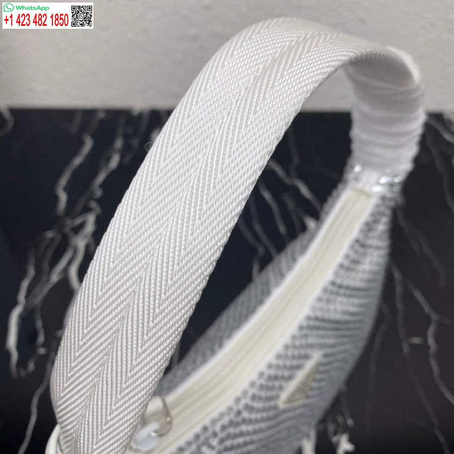 Replika Satynowej Mini-torby Prada 1ne515 Ze Sztucznymi Kryształkami W Kolorze Białym