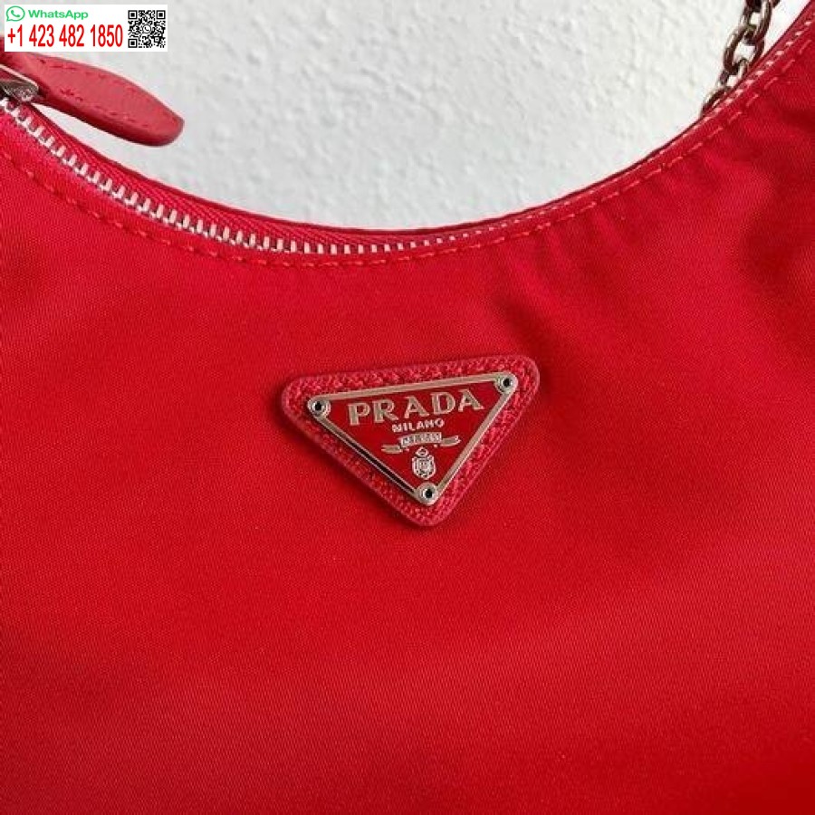 Replica Prada 1BH204 Prada Re-Edition 2005 Nylon Bag Red