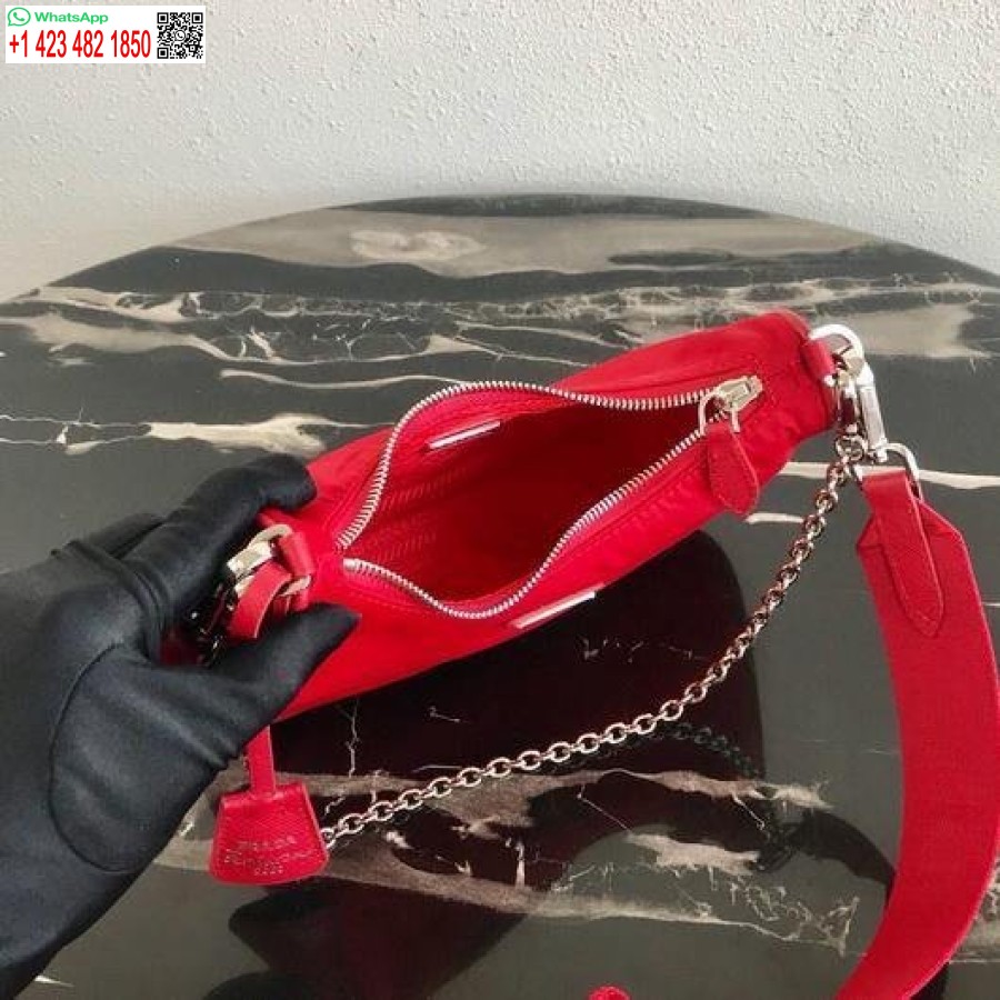 Replica Prada 1BH204 Prada Re-Edition 2005 Nylon Bag Red