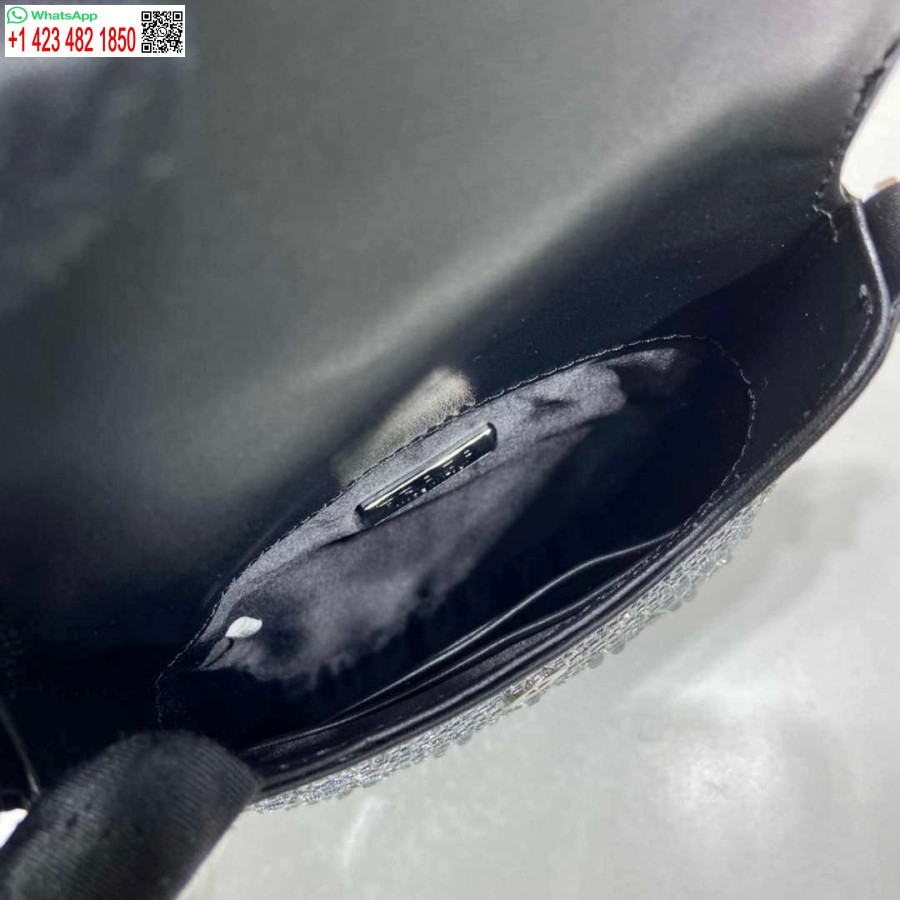 Replica Prada 1bh185 Mini Cleo Satiinilaukku, Jossa On Mustia Kristalleja