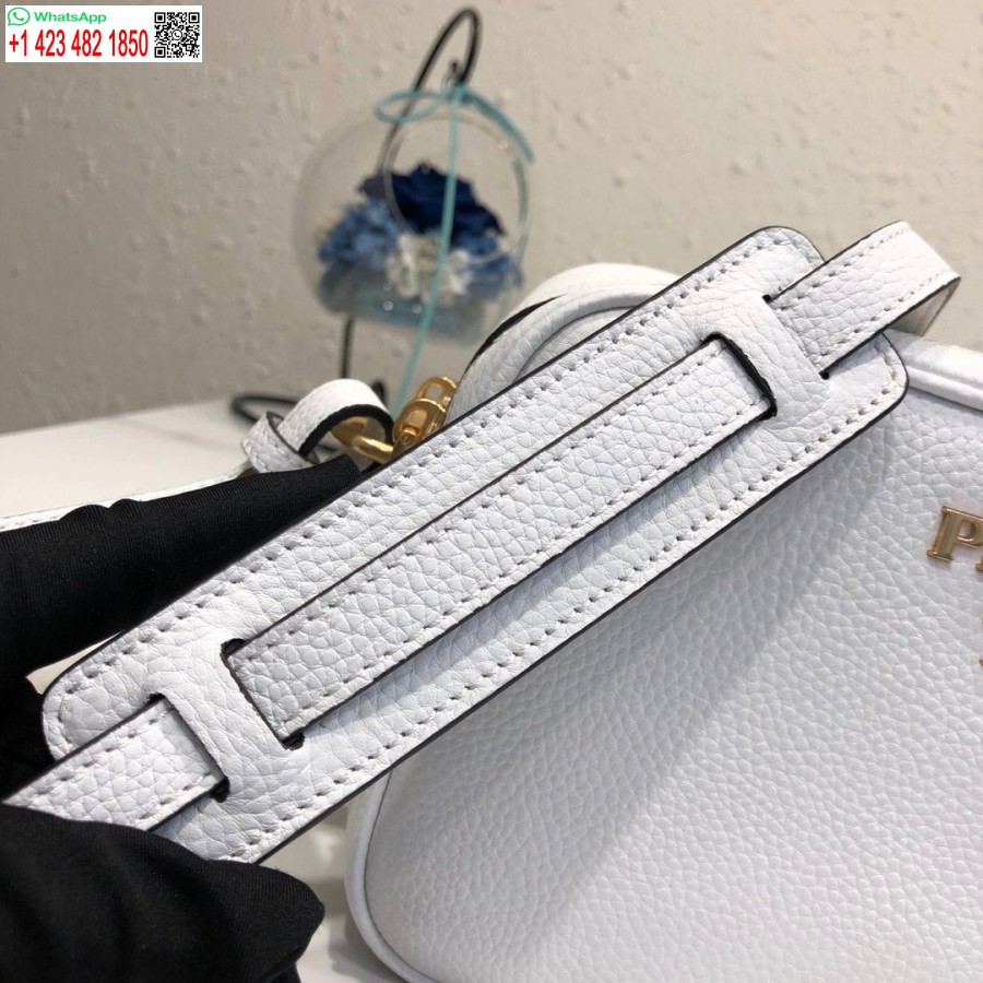 کیف چرمی ماکت پرادا 1bh082 با بند شانه طلایی سفید
