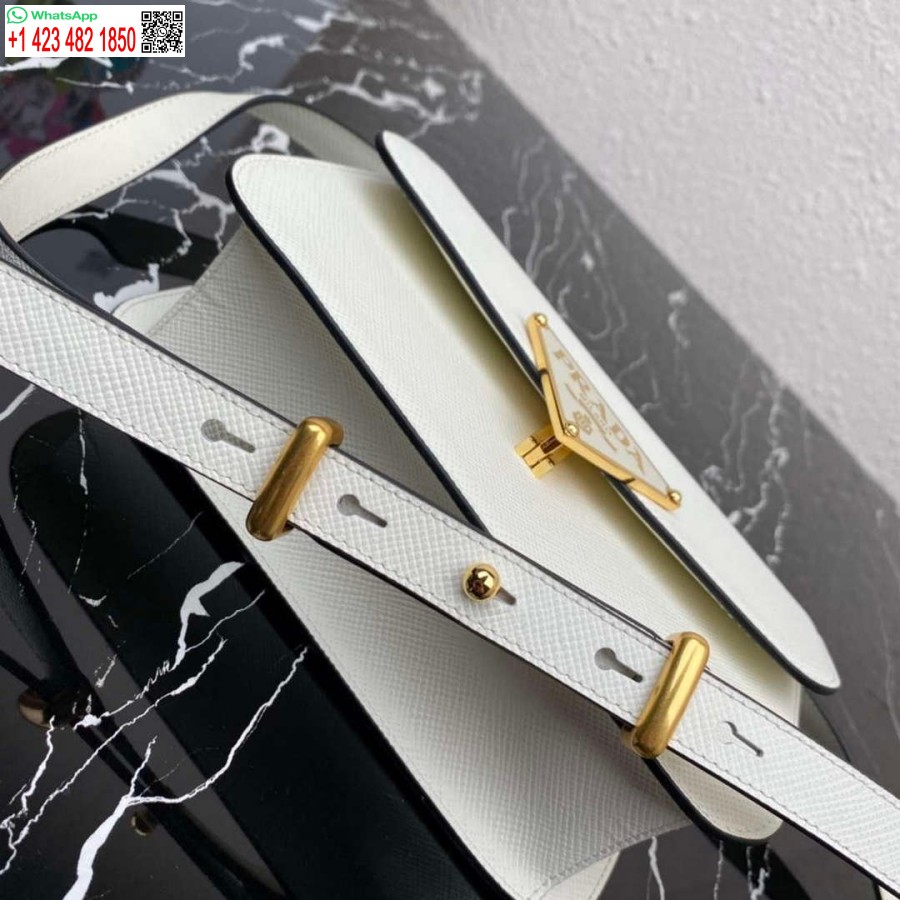 Replika Prada 1bd320 Prada Emblème Saffiano Torba Za čez Ramo Bela