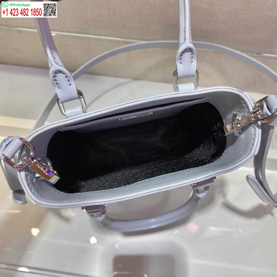 Réplique Prada 1ba331 Petit Fourre-tout En Cuir Brossé Bleu Clair